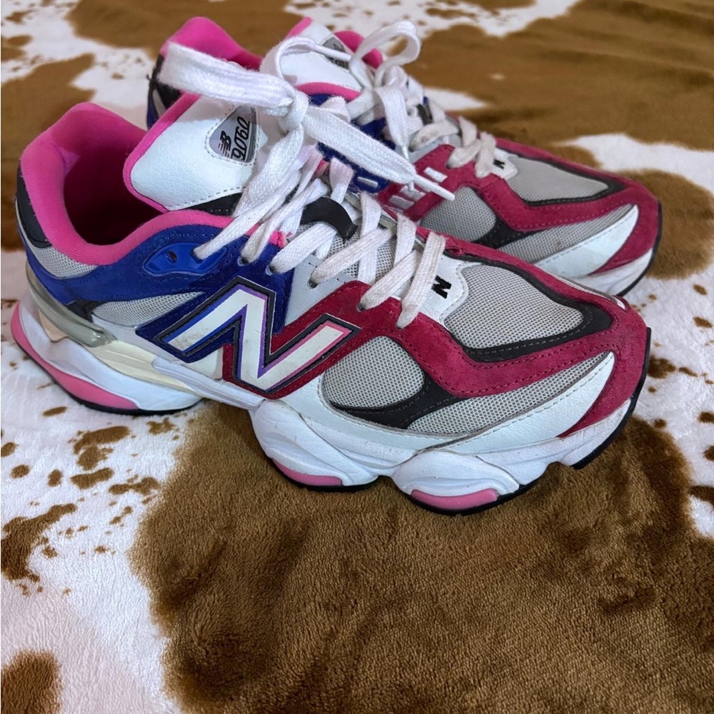 New Balance Pink and Blue Athletic Shoes